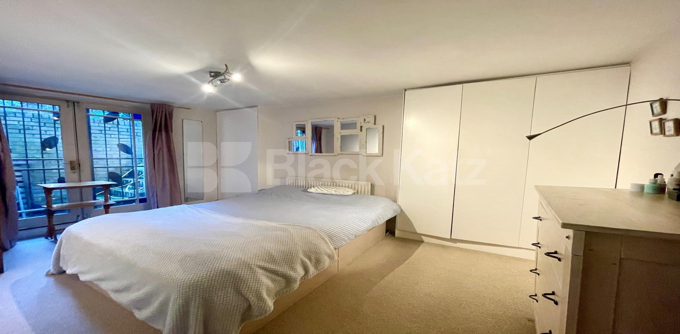 			LET , 3 Bedroom, 1 bath, 1 reception Apartment			 Rattray Road, Brixton